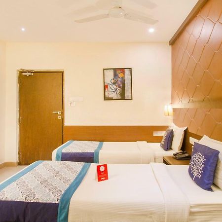 Oyo 984 Hotel Gn International Lālāguda Dış mekan fotoğraf