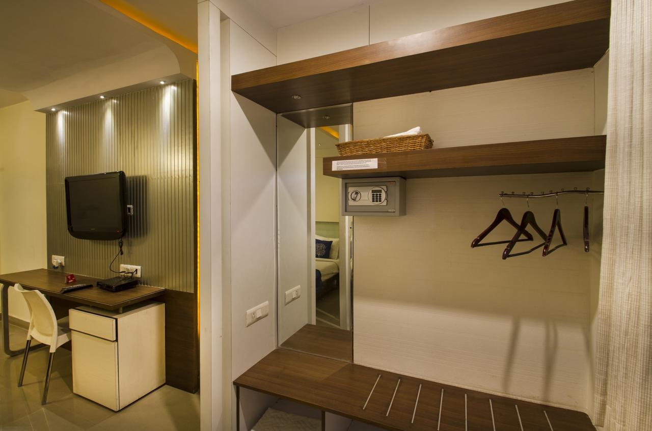 Oyo 984 Hotel Gn International Lālāguda Dış mekan fotoğraf