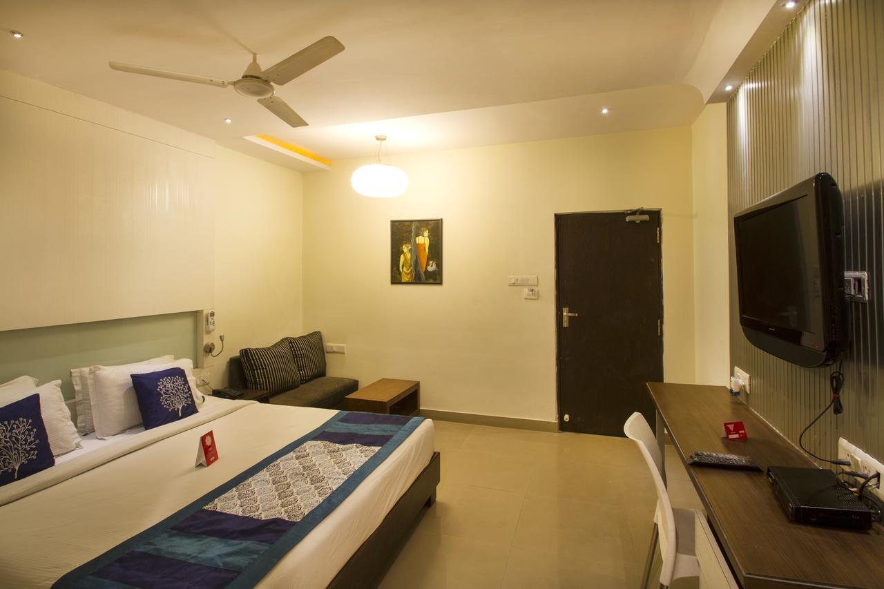 Oyo 984 Hotel Gn International Lālāguda Dış mekan fotoğraf